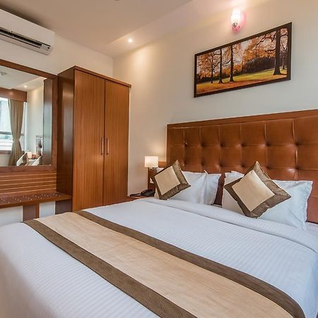 Oyo 9328 Empire Suite Navi Mumbai Dış mekan fotoğraf