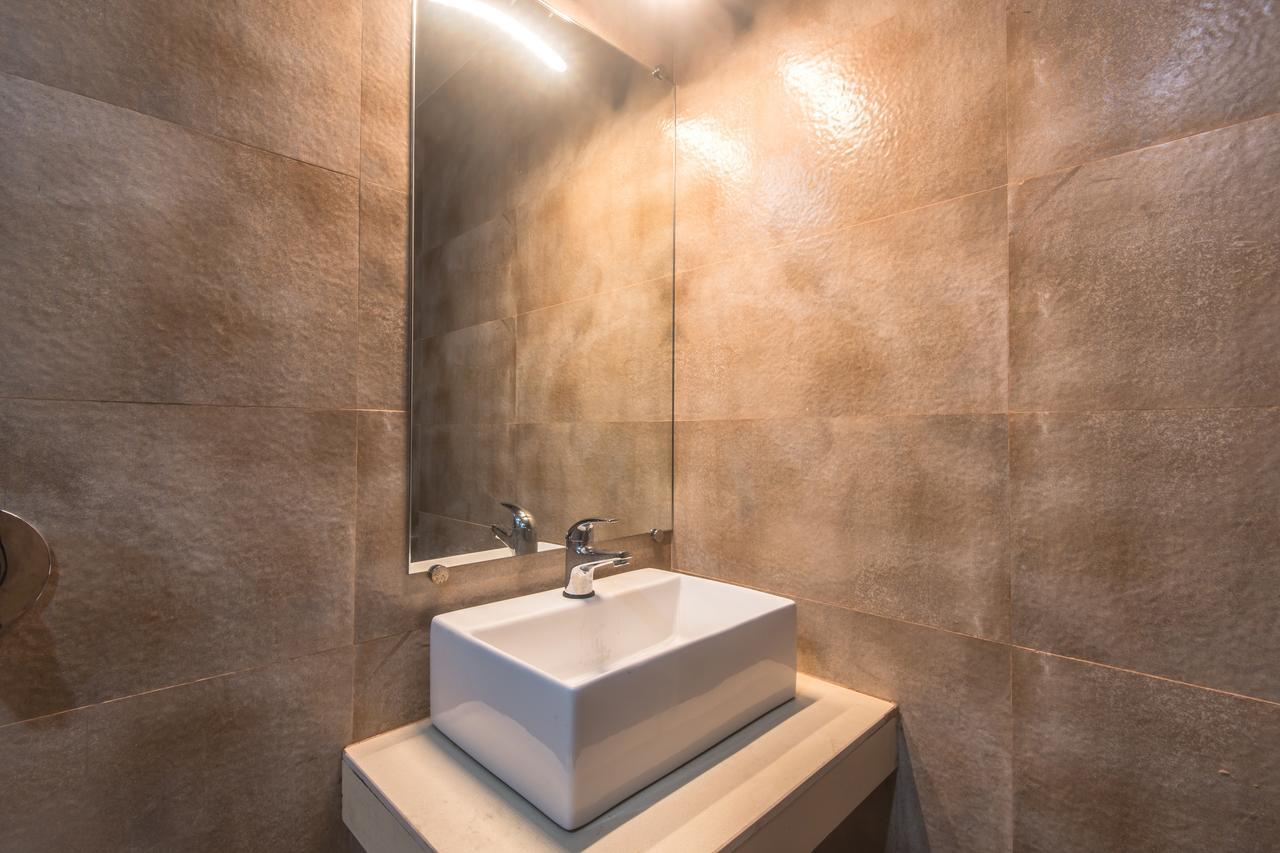 Oyo 9328 Empire Suite Navi Mumbai Dış mekan fotoğraf
